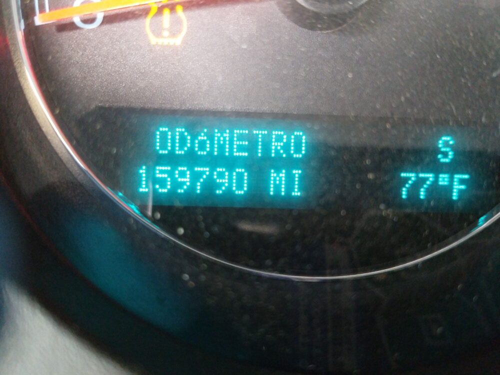 Used 2011 GMC Yukon Air Suspension Compressor