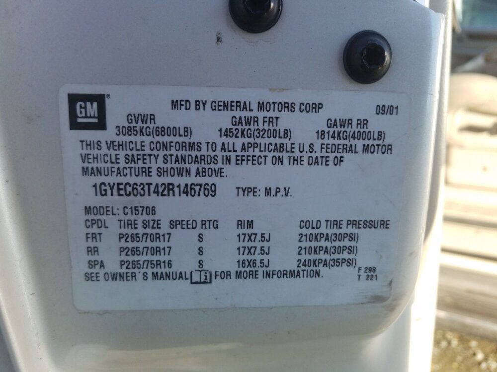 L8177_10 Used 2002 Cadillac Escalade Air Bag LH 15071138